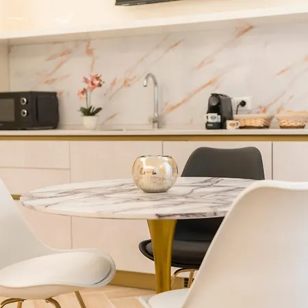 Apartment Golden Chic - Citta Alta *